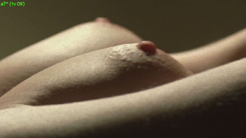 Valérie Sibilia Nude as Hélène Ross. Breasts, blonde, close-up. 703184