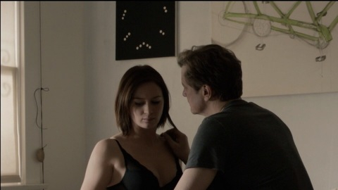 Emily Blunt in Arthur Newman (2013) Underwear Bed Black Bra 731031
