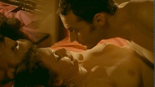 Nathalie Boutefeu Nude as Virginie Seymour. Breasts, bed, collage. 716840