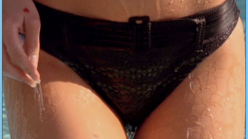 Las Vegas's Sexiest Scenes with Alana De La Garza. Bikini, black bikini, bush close-up. 657084