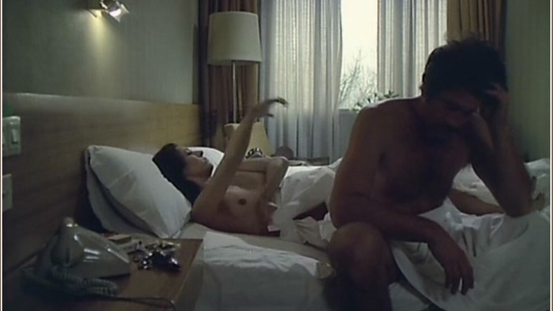 Concha Velasco Nude in Esposa y amante. Breasts, couple in bed, nude. 612316