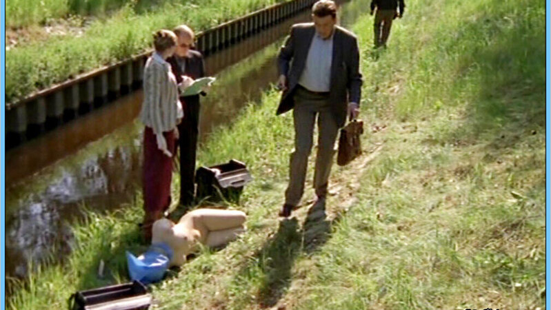 Annika Blendl Naked as Carmen Kirow. Breasts, Bush, Body Double, dead, face covered. 656271