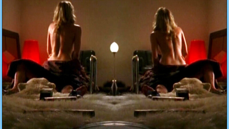 Sexiest Simone Hanselmann Scene in Alles außer Sex. Sexy, SFW, back exposed. 663613