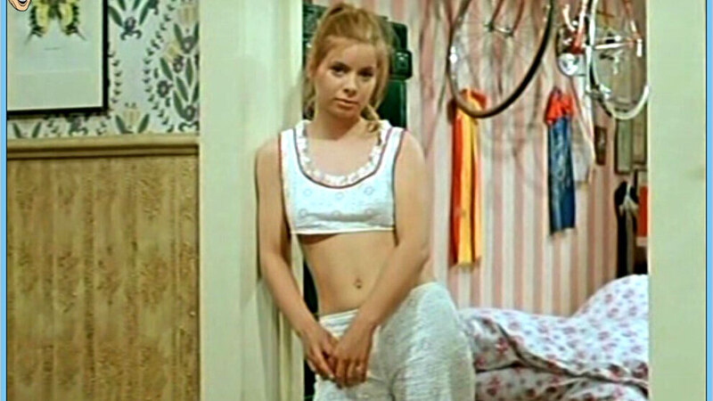Sexiest Angelika Scenes. Sexy, SFW, redhead. 609514