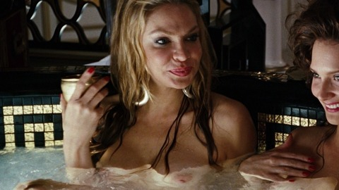 Cyia Batten in Charlie Wilson's War (2007) Breasts Big Earrings Blonde 761930