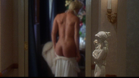 Millicent Sheridan in Casino (1995) Butt Back Exposed Blonde 672928