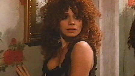 Julia Migenes Naked in Mack the Knife. Breasts, black top, brunette. 610375