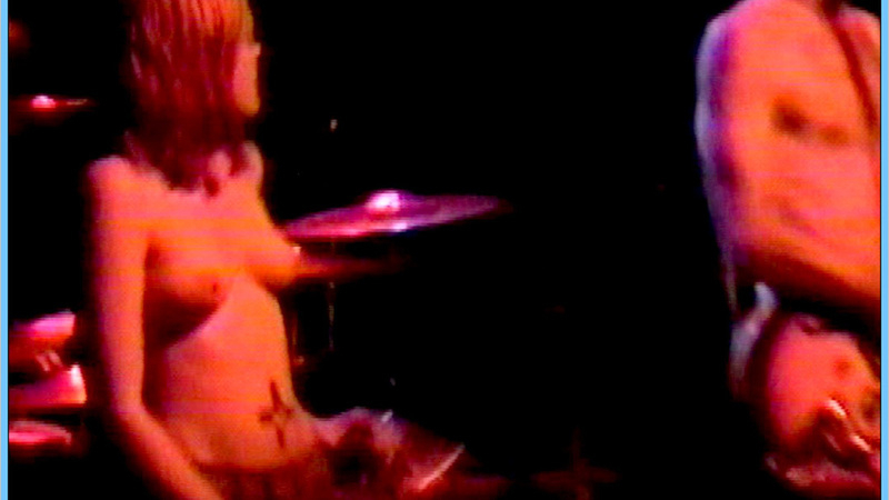 Zia McCabe Naked in DiG!. Breasts, band, brunette. 610807