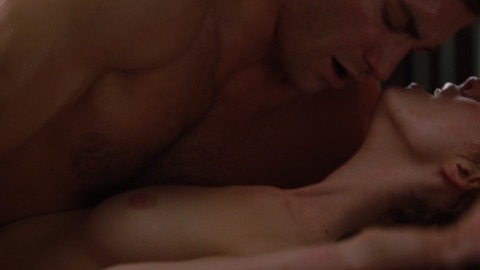 Nudes of Maggie Murdock from Love & Other Drugs. Breasts, brunette, couple in bed. 798504