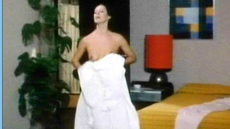 María Luisa San José Nude in L' amante tutta da scoprire. Breasts, black hair, nude. 565066
