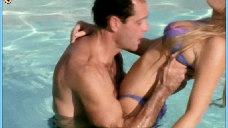 Rampage's Sexiest Scenes with Ami Gearhart. Bikini, SFW, blonde. 611370