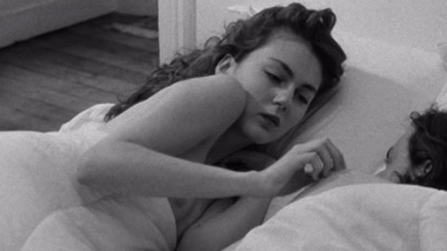 Lucie from Sauvage Innocence Naked. Breasts, black and white, couple in bed. 611405