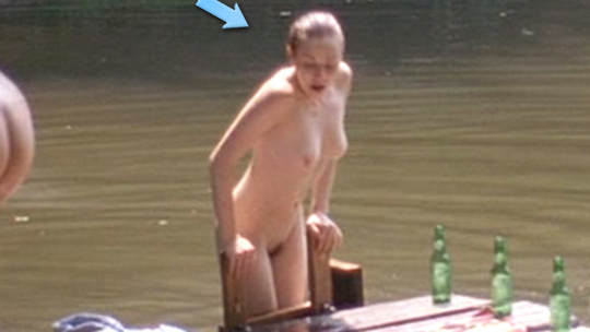 Amiee Cox Nude in Dark Harvest. Breasts, Bush, butt, dock. 611824