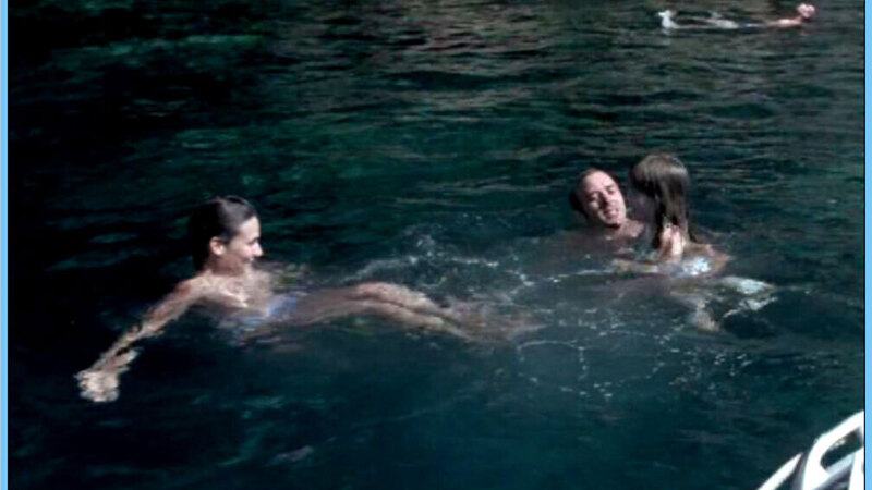 Adriana Domínguez Nude as Chica. Breasts, Skinny Dipping, breasts underwater. 611846