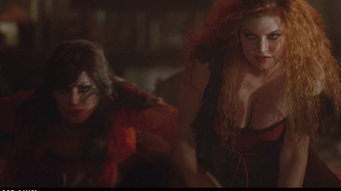 Fergie in Nine (2009) Sexy Cleavage Curly Hair 684296