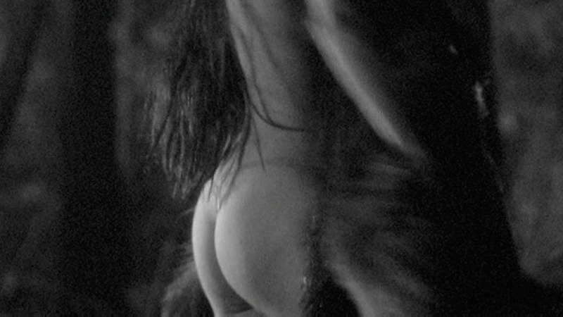 Nudes of Nobody's Girlfriend from Dead Man. Butt, black and white, fur blanket. 756366