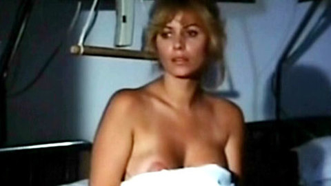 Joanna Jung in Austern mit Senf (1979) Breasts Breasts Covered With Sheet 613451