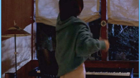 Annunziata Gianzero in Dischord (2001) Butt Brunette Butt 613971