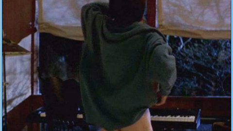 Annunziata Gianzero in Dischord (2001) Butt Brunette Butt 613972