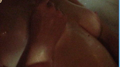 Courtney Cole-Fendley in Malibu Eyes (2004) Breasts Bathtub Breast Close Up 614273