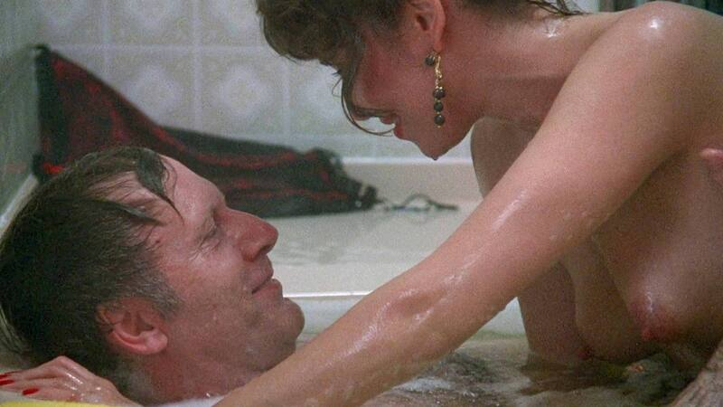 Janet Margolin Naked as Ellie Fabian. Breasts, bath tub, brunette. 704403