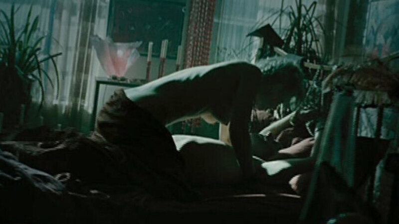 Iris Ward from Bon Cop, Bad Cop Naked. Breasts, man tied to bed, nude. 640613