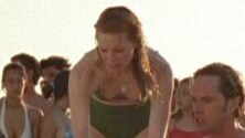 Sexiest Scenes of Hanna Winter from Bei hübschen Frauen sind alle Tricks erlaubt. Bikini, SFW, beach. 615065