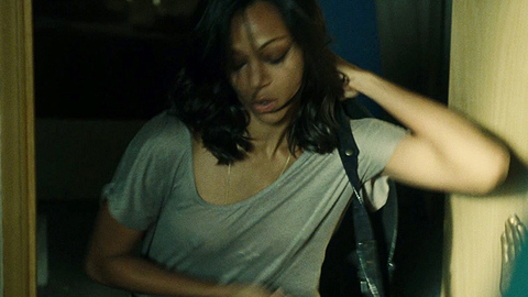 Zoe Saldana in Colombiana (2011) Sexy Brunette Grey Shirt 705187
