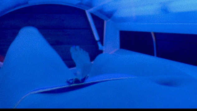 Hottest Chelan Simmons Scene in Final Destination 3. Bikini, SFW, barefoot. 702512