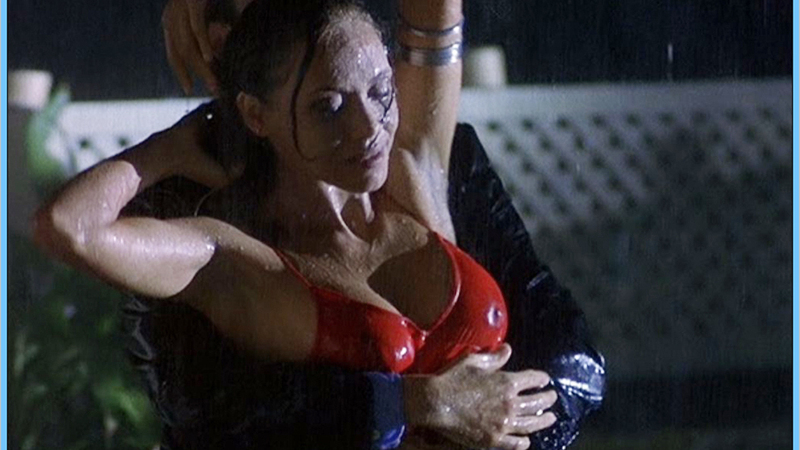 Sexiest Scenes of Alma from Encantado. Sexy, cleavage, couple. 616349