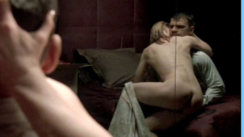 Nudes of Hélène from Le serpent. Butt, in bed, mirror reflection. 645324