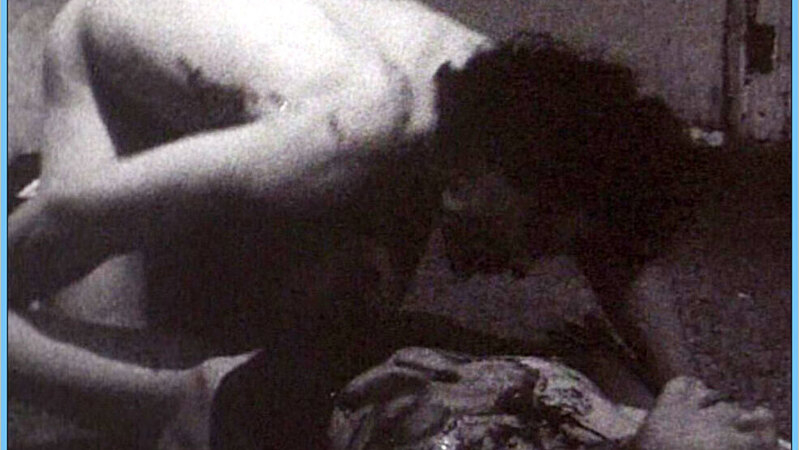 Karen Wexler Nude as Zohra. Breasts, black and white, blood. 616568
