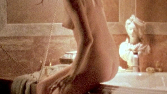 Sienna Miller Nude as Edie Sedgwick. Breasts, Butt, bath, bathroom. 789110