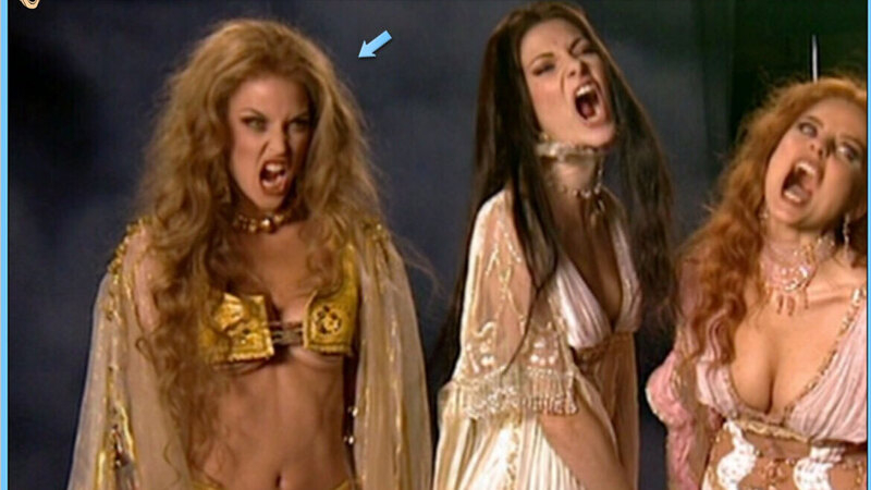 Hottest Josie Maran Scene in Van Helsing. Sexy, SFW, blonde. 615026