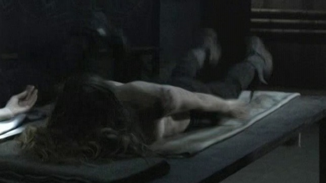 Hottest Sarah Carter Scene in Falling Skies. Sexy, exam table, laying down. 746108