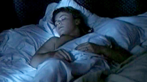 Nathalie Gabay in Il y a maldonne (1988) Breasts Breasts Laying In Bed 621033