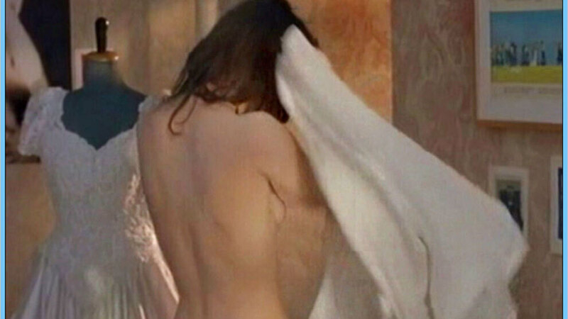 Mélanie from Le temps perdu Naked. Breasts, back exposed, brunette. 594923