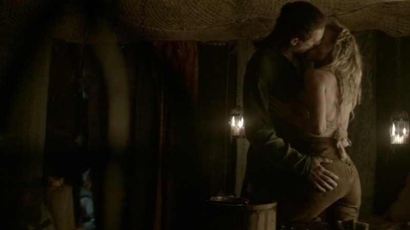 Sexiest Scenes of Lagertha from Vikings. Sexy, SFW, blonde. 761483