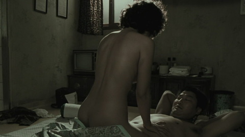 Mi-seon Jeon Nude as Kwak Sul-young (Du-man's lover). Butt, Sexy, large breasts, on floor. 925946