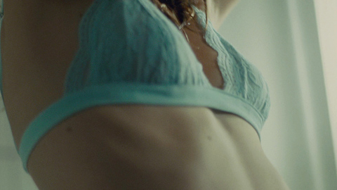 Sara Paxton in The Last House on the Left (2009) Underwear Brunette Cleavage 678755