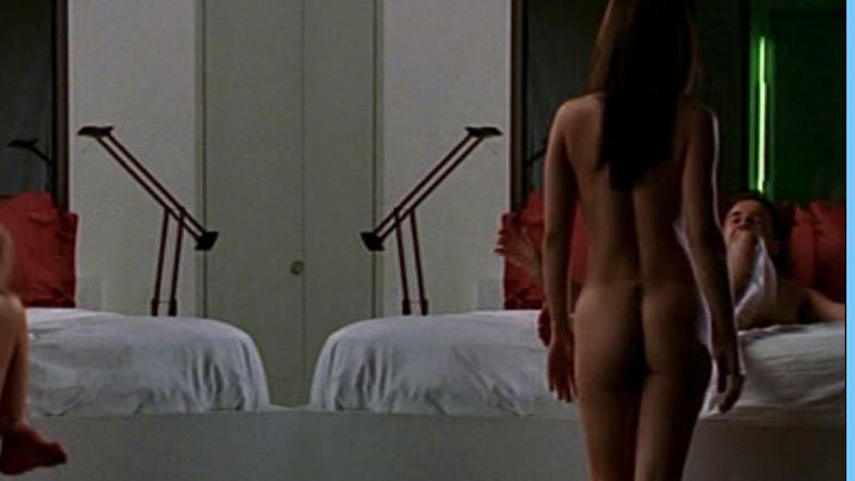 Nudes of Ralyn from Nip/Tuck. Butt, back exposed, brunette. 654570