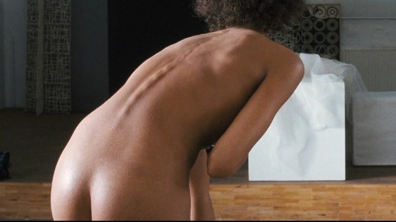 Nudes of Waris Dirie from Desert Flower. Butt, Black, back exposed. 734478