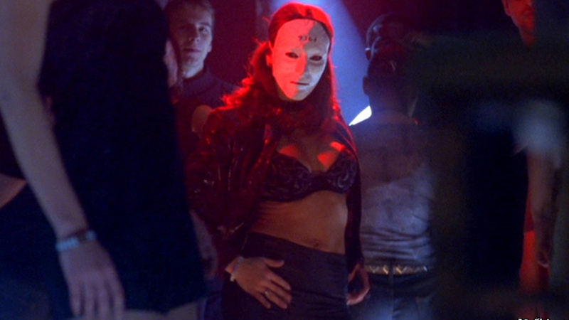 Hottest Desiree Malonga Scene in Hellraiser: Hellworld. Underwear, black bra, brunette. 625304