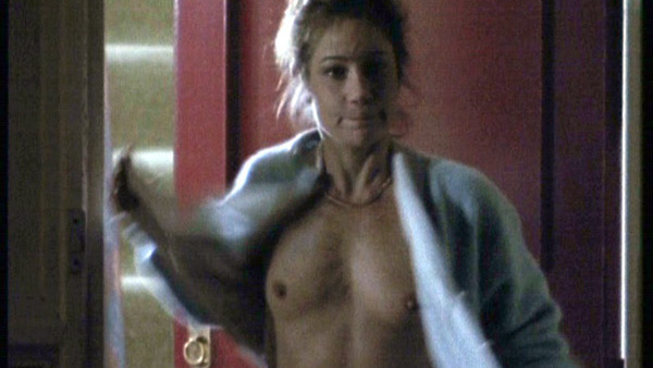 Zoe Wanamaker Nude in Prime Suspect 1. Breasts, brunette, hair in bun. 625720