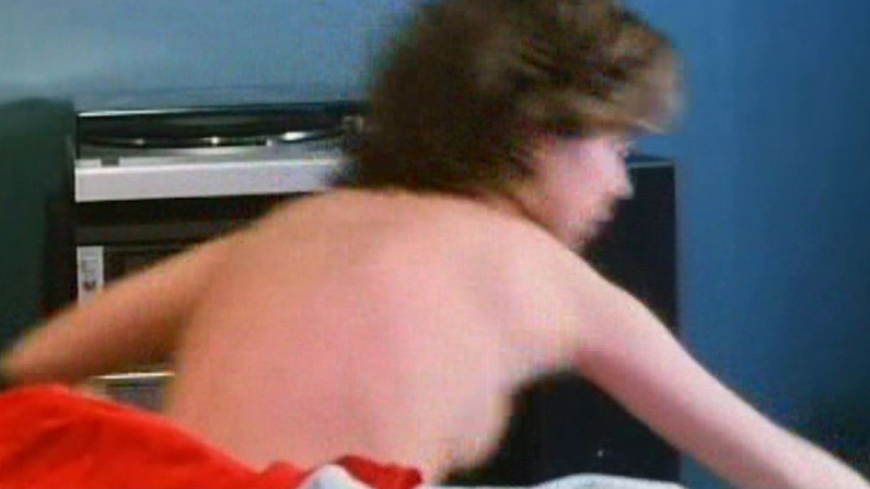 Sexiest Pinky Scenes. Sexy, blurry, getting out of bed. 778432