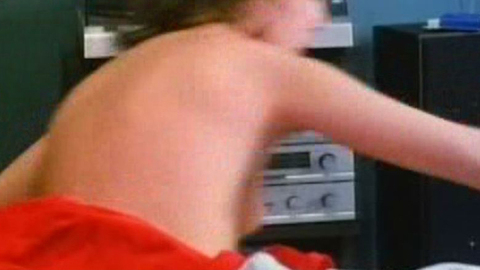 Sonia Vollereaux Naked in Vous habitez chez vos parents?. Breasts, blurry, getting out of bed. 778435