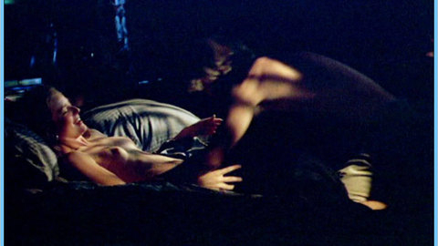 Saskia Troccoli in Feestje (2004) Breasts Breasts Couple In Bed 627186