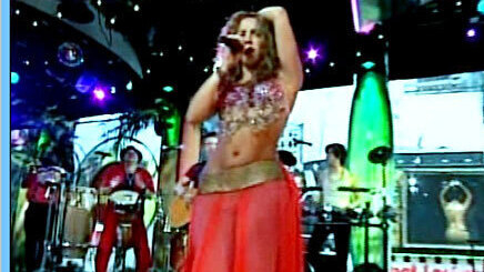 Hottest Shakira Scene in Total Request Live. Sexy, Hispanic, Latina. 655778