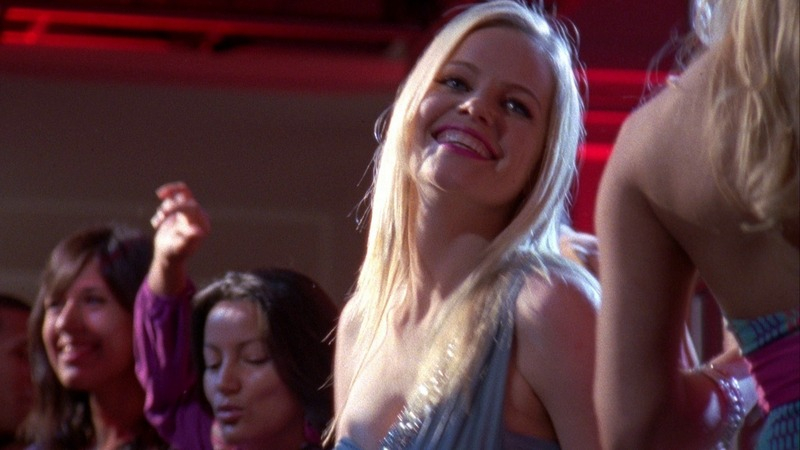 Sexiest Mircea Monroe Scene in Chuck. Sexy, SFW, blonde. 739069