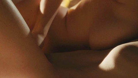 Amanda Seyfried in Chloe (2010) Sexy Lesbian Lesbian Lesbian Sex 685855
